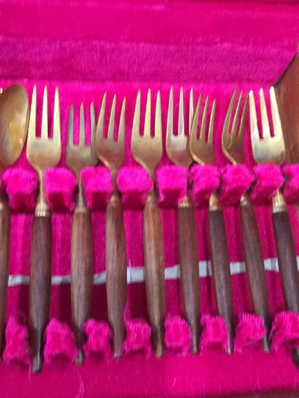 Teck Jewelry Gold-Tone Flatware Set with Pink Velvet Case and Wooden Handles